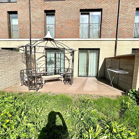 London Stratford Luxury House, 5 Minutes Walk Station, Westfield, 3 Bedrooms 3 Bathrooms, Reception, Garden, Parking Εξωτερικό φωτογραφία